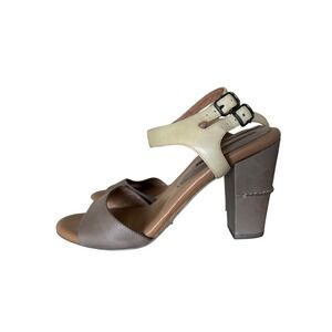 Modern Vintage Womens 8.5 Leather Block Heel Sandals Ankle Strap Buckle Retro